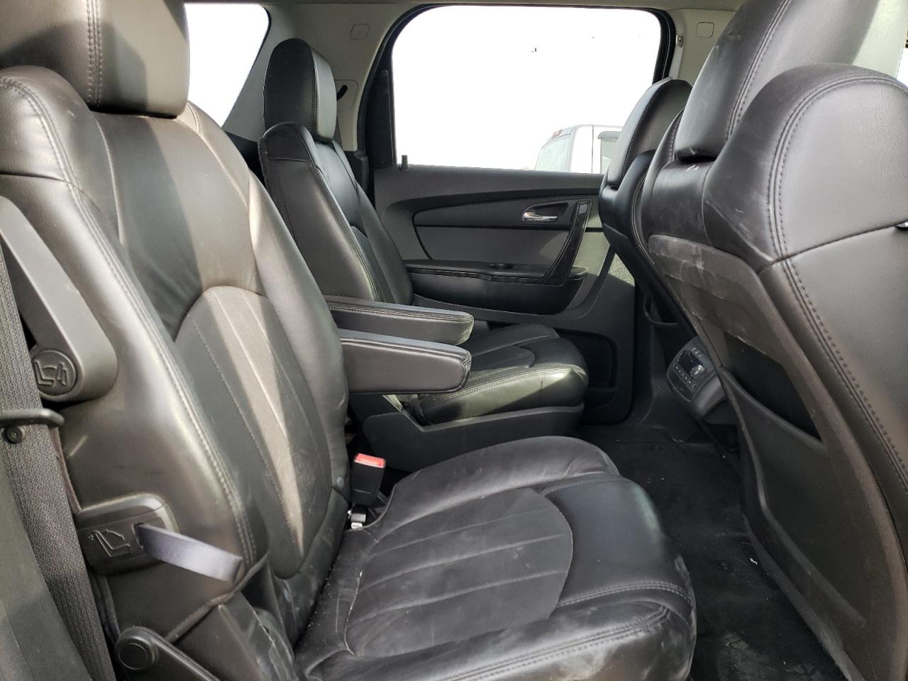 Фото 6 с аукциона – 2011 GMC ACADIA DEN с VIN 1GKKVTED4BJ209850