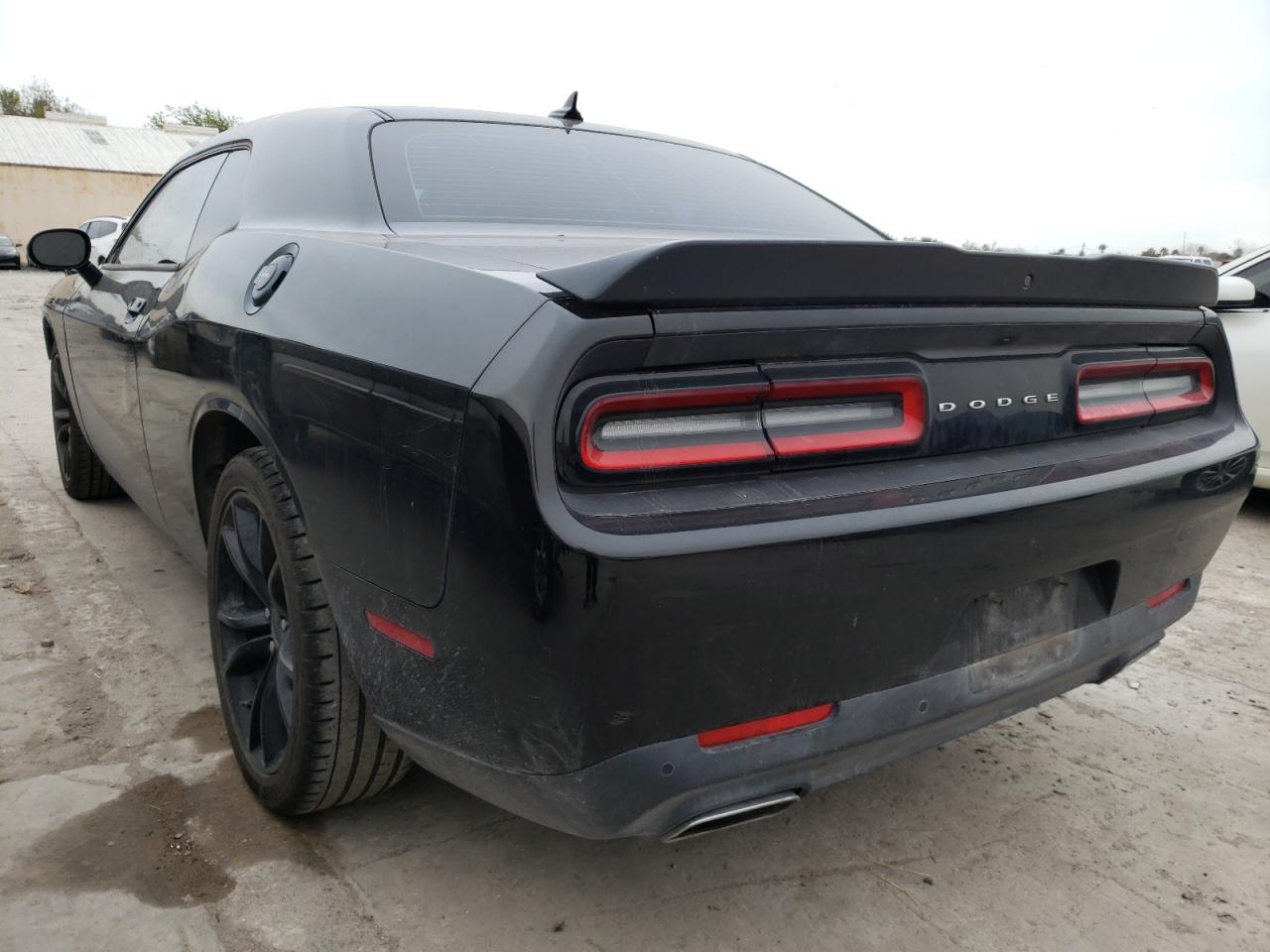 Photo 3 from auction – 2016 DODGE CHALLENGER with VIN 2C3CDZAG2GH264980