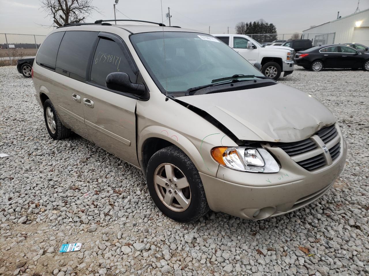 DODGE GRAND CARA 2007 with VIN 2D4GP44L47R212697 - Photo from auction