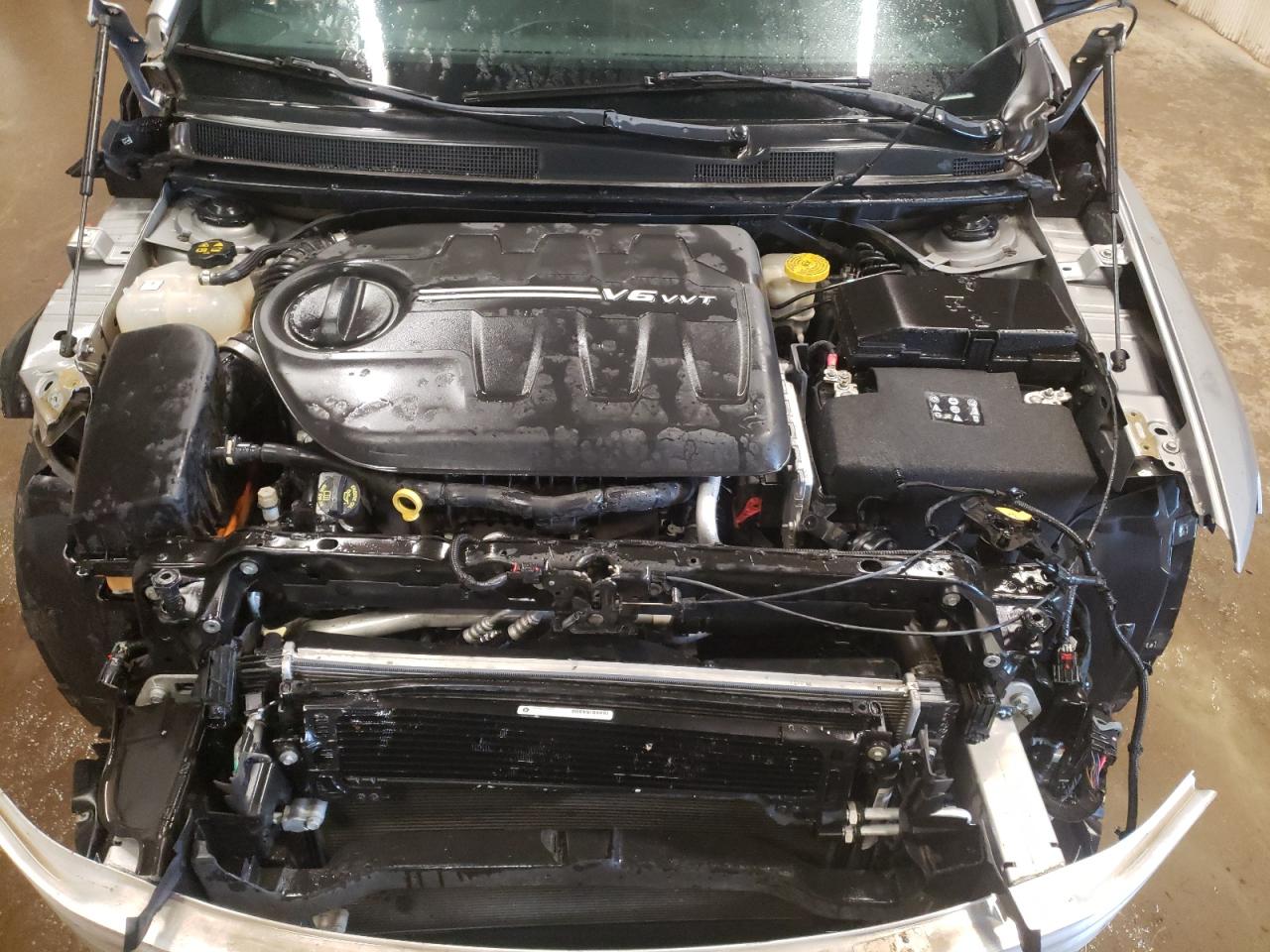 Photo 7 from auction – 2015 CHRYSLER 200 S with VIN 1C3CCCBGXFN516107