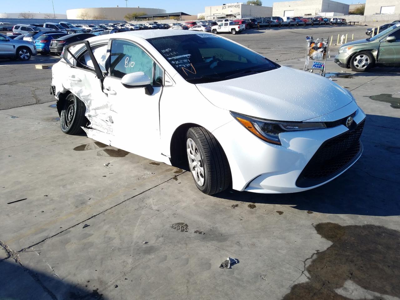 Zdjęcie 1 z aukcji – 2020 TOYOTA COROLLA z VIN 5YFEPRAE2LP069850