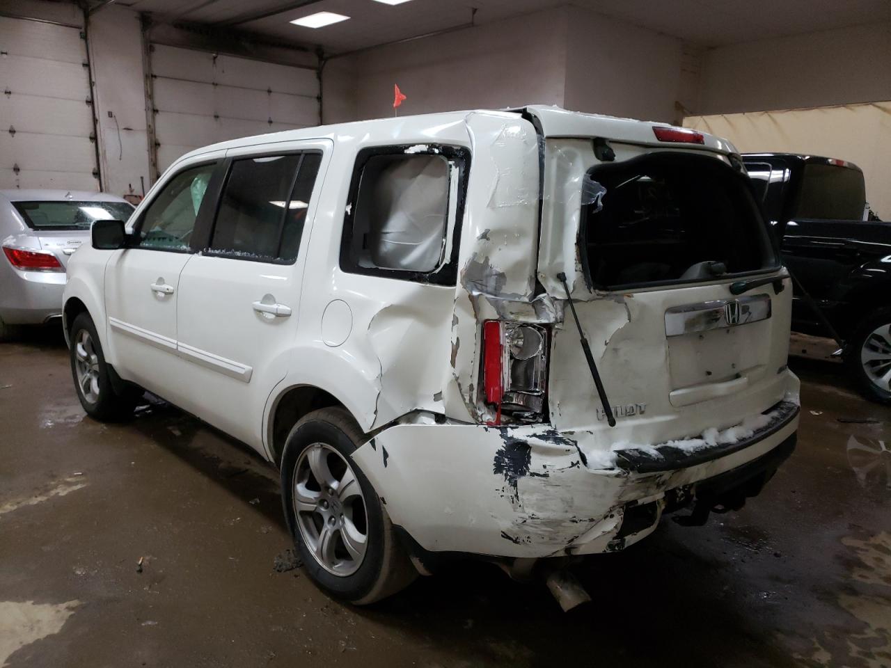 Photo 3 from auction – 2012 HONDA PILOT EX with VIN 5FNYF4H48CB014749