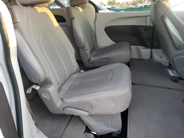 Photo 6 from auction – 2017 CHRYSLER PACIFICA T with VIN 2C4RC1DG4HR695175