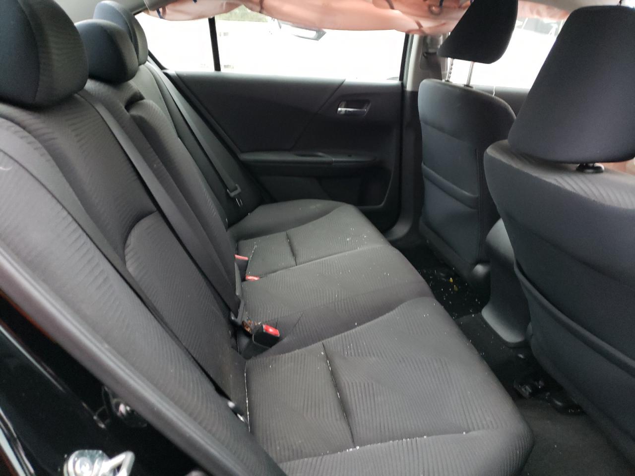 Photo 6 from auction – 2017 HONDA ACCORD with VIN 1HGCR2F3XHA184693