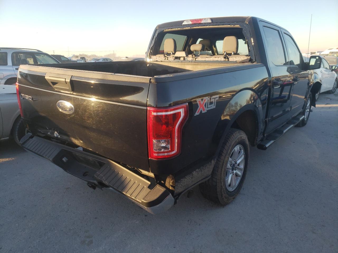 Photo 4 from auction – 2017 FORD F150 SUPER with VIN 1FTEW1CF6HFA11863