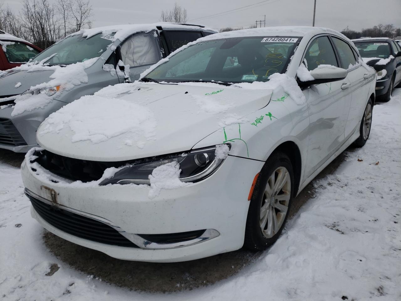 Photo 2 from auction – 2015 CHRYSLER 200 LIMITE with VIN 1C3CCCAB4FN657566
