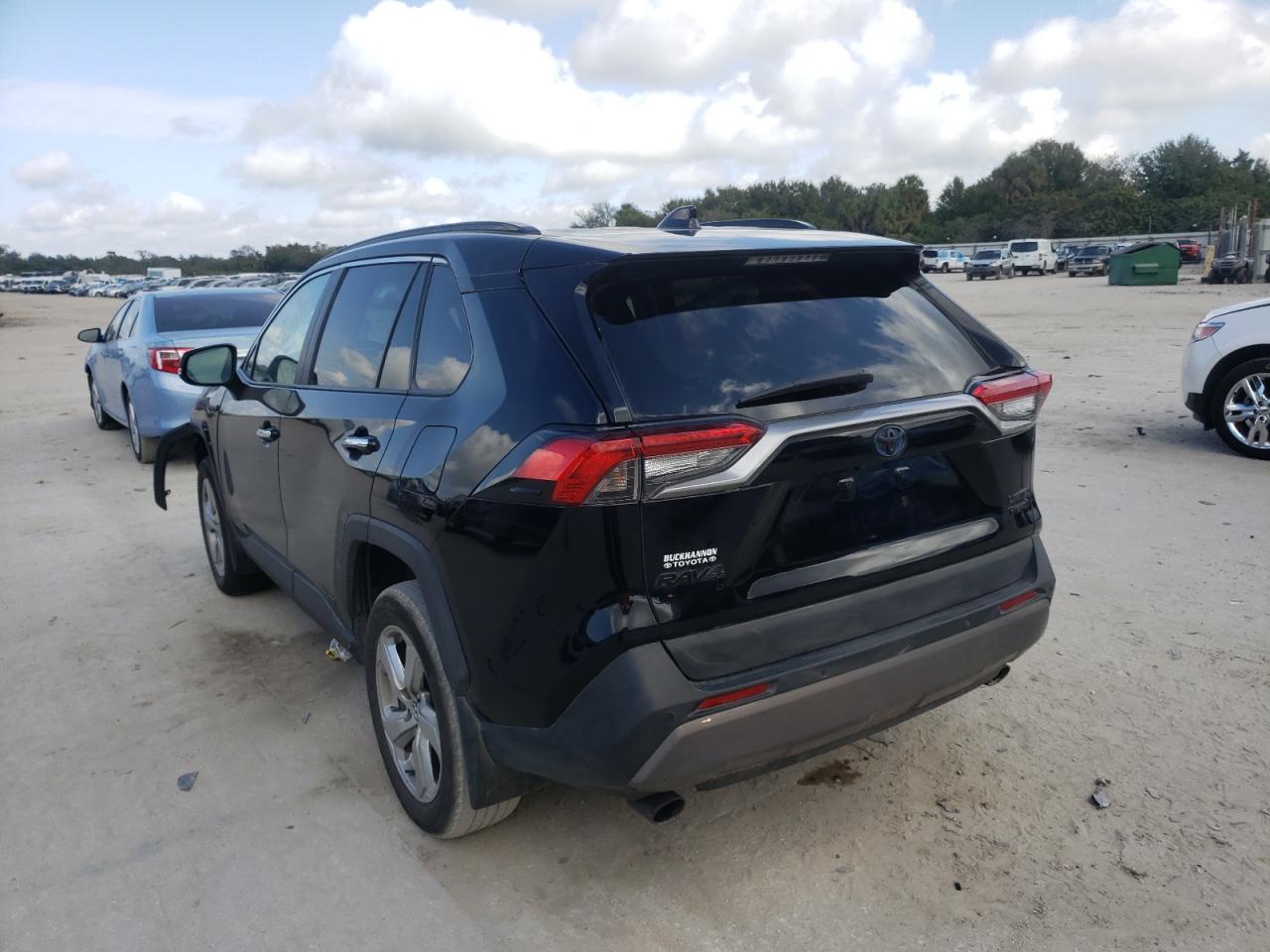Photo 3 from auction – 2021 TOYOTA RAV4 LIMIT with VIN 4T3D6RFV4MU010538