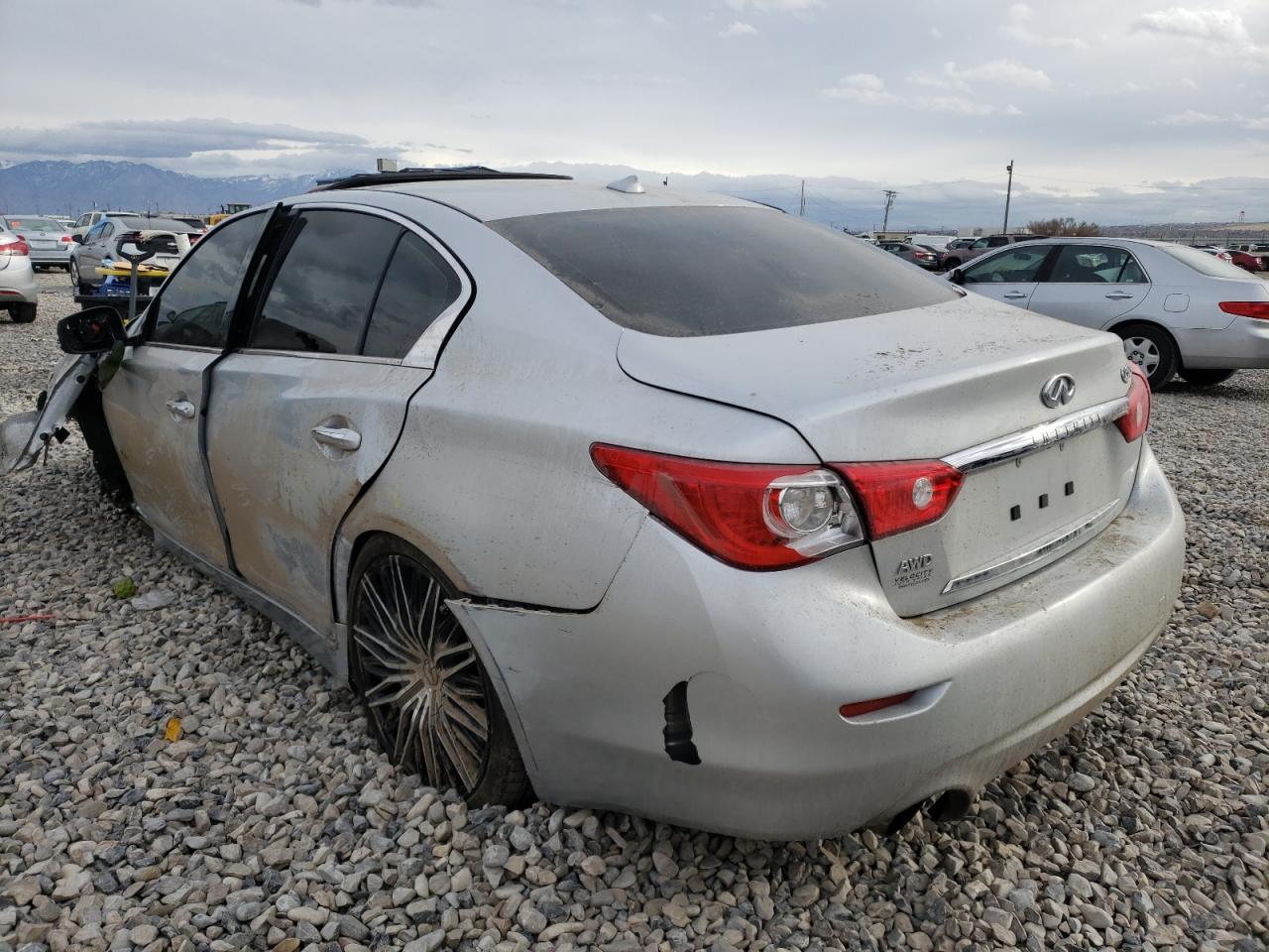 Photo 3 from auction – 2017 INFINITI Q50 PREMIU with VIN JN1EV7AR5HM837072