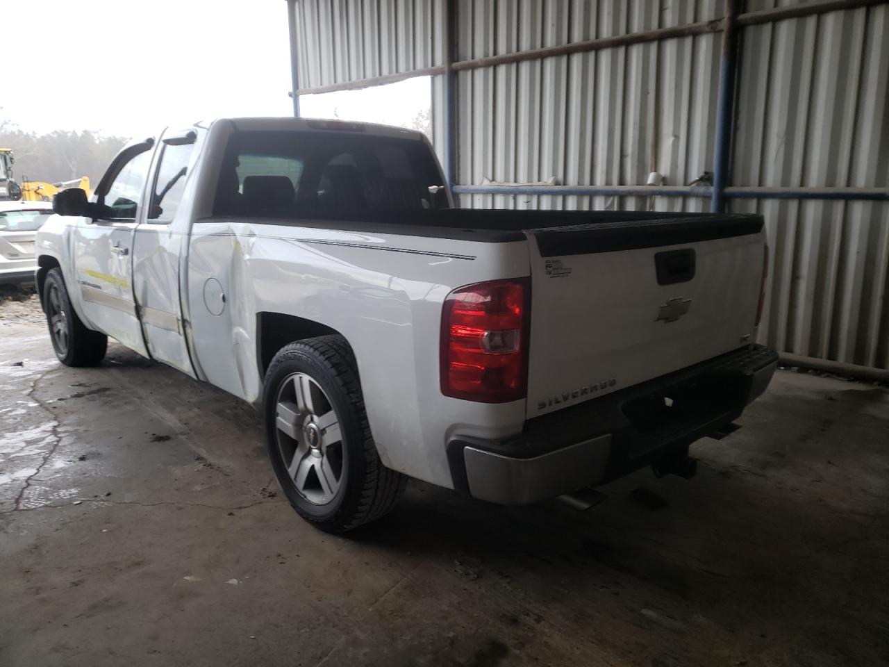 Photo 3 from auction – 2008 CHEVROLET SILVERADO with VIN 2GCEC19J381221302