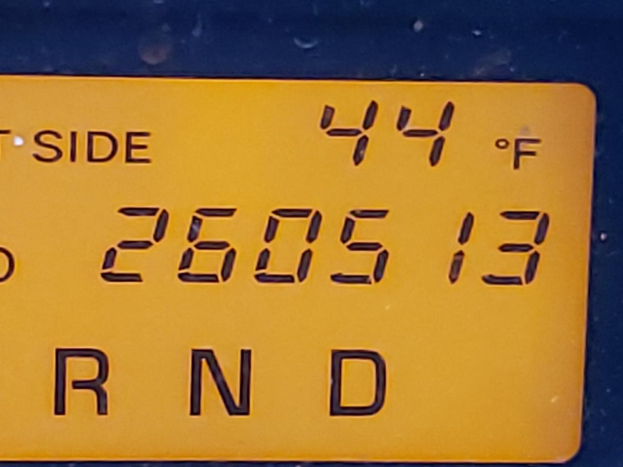 Photo 8 from auction – 2007 TOYOTA RAV4 with VIN JTMZD33V076041465