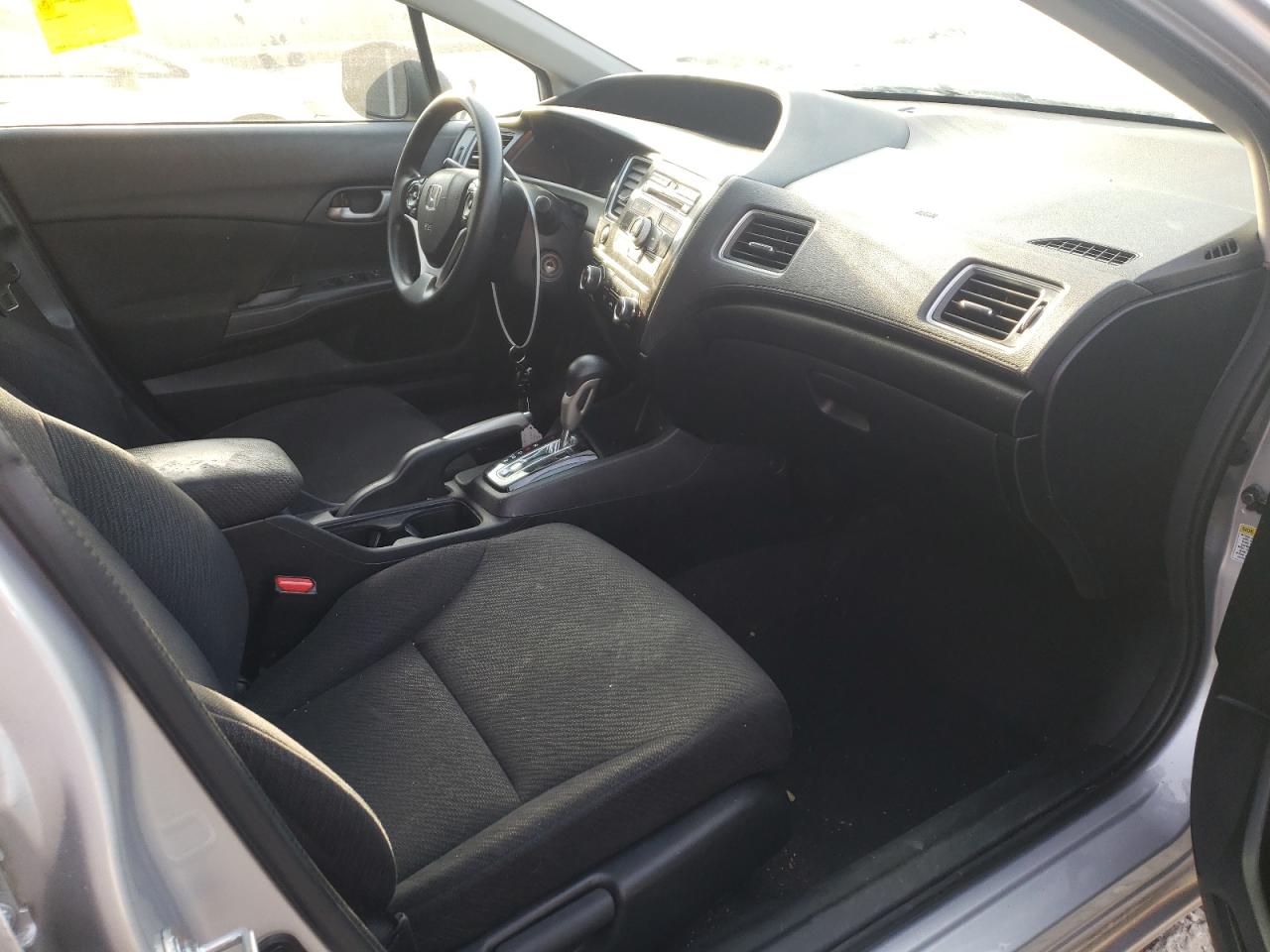 Photo 5 from auction – 2013 HONDA CIVIC LX with VIN 2HGFB2F51DH566948
