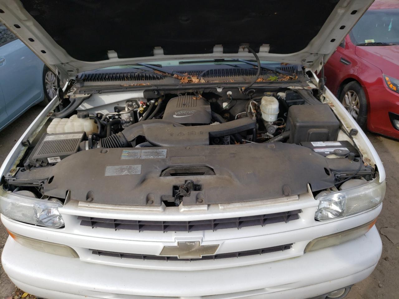 Photo 7 from auction – 2005 CHEVROLET SUBURBAN K with VIN 3GNFK16Z75G200058