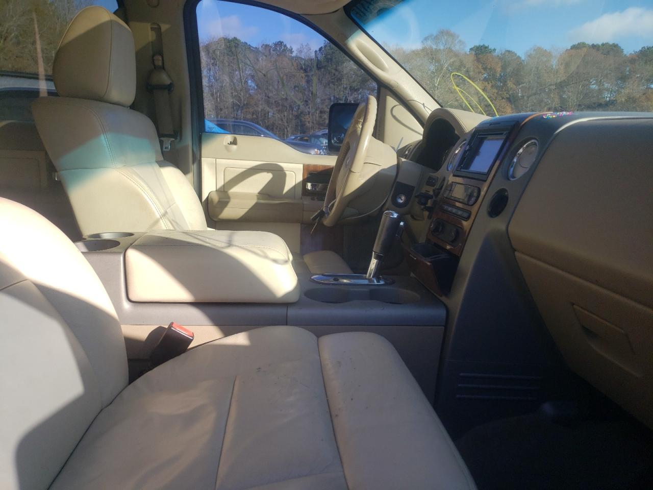 Photo 5 from auction – 2004 FORD F150 SUPER with VIN 1FTPW12554KB86916