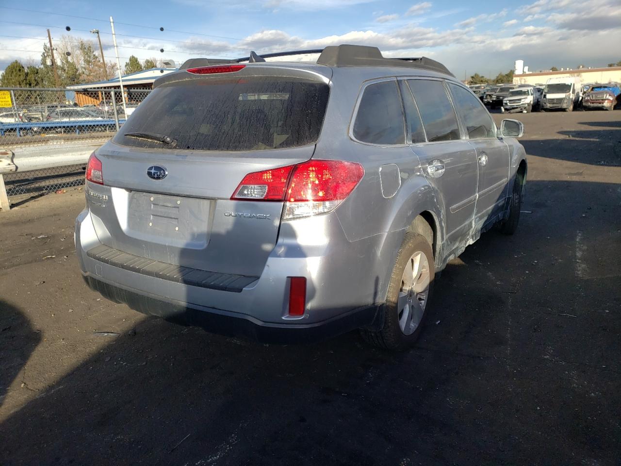 Photo 4 from auction – 2013 SUBARU OUTBACK 2. with VIN 4S4BRCPC6D3209436