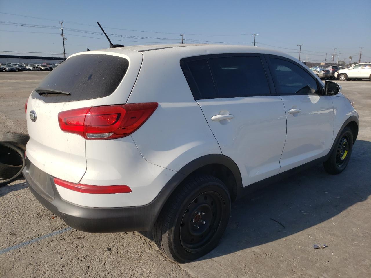 Photo 4 from auction – 2015 KIA SPORTAGE L with VIN KNDPB3AC7F7765760
