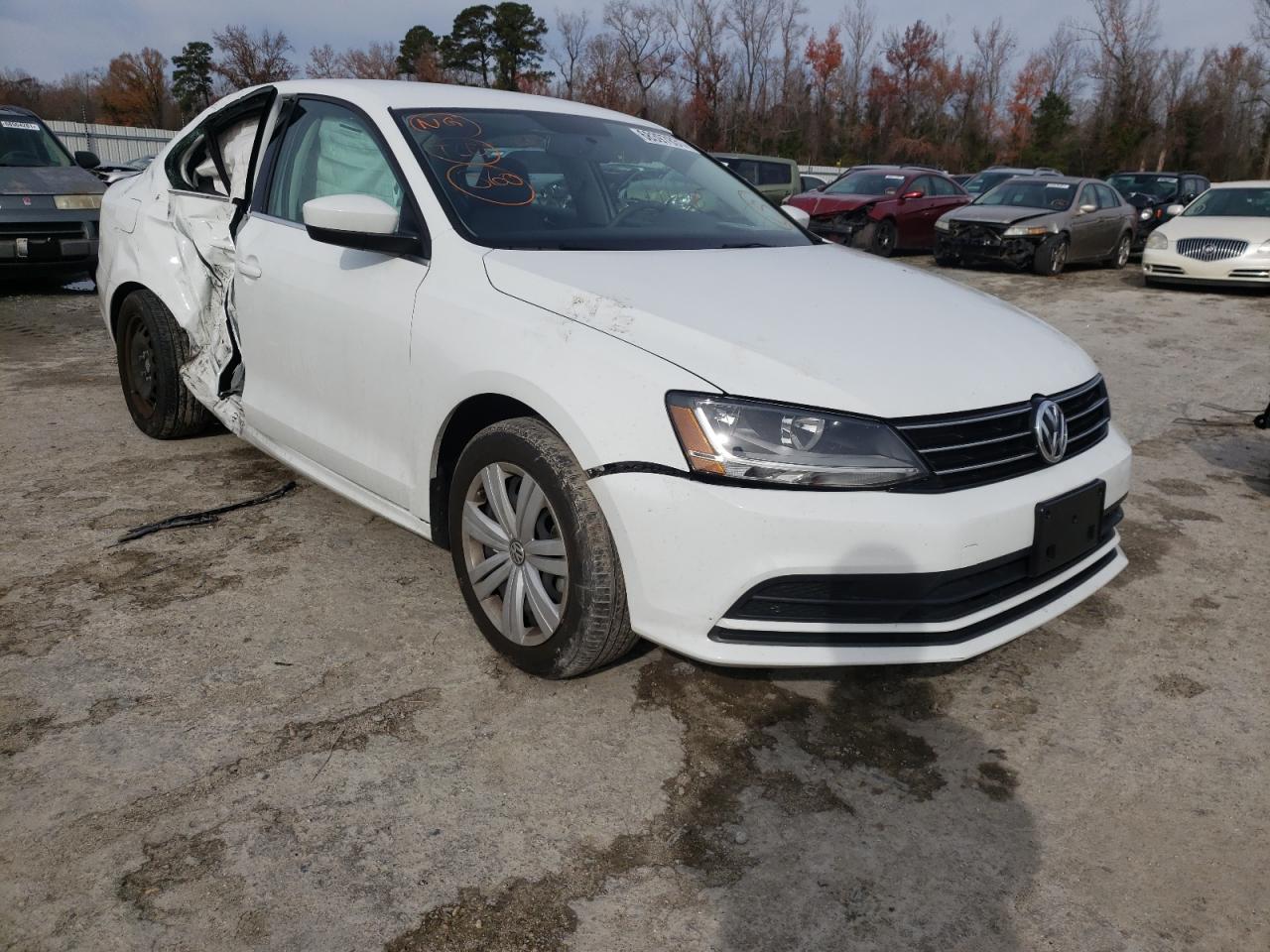 Photo 1 from auction – 2017 VOLKSWAGEN JETTA S with VIN 3VW2B7AJ8HM380472