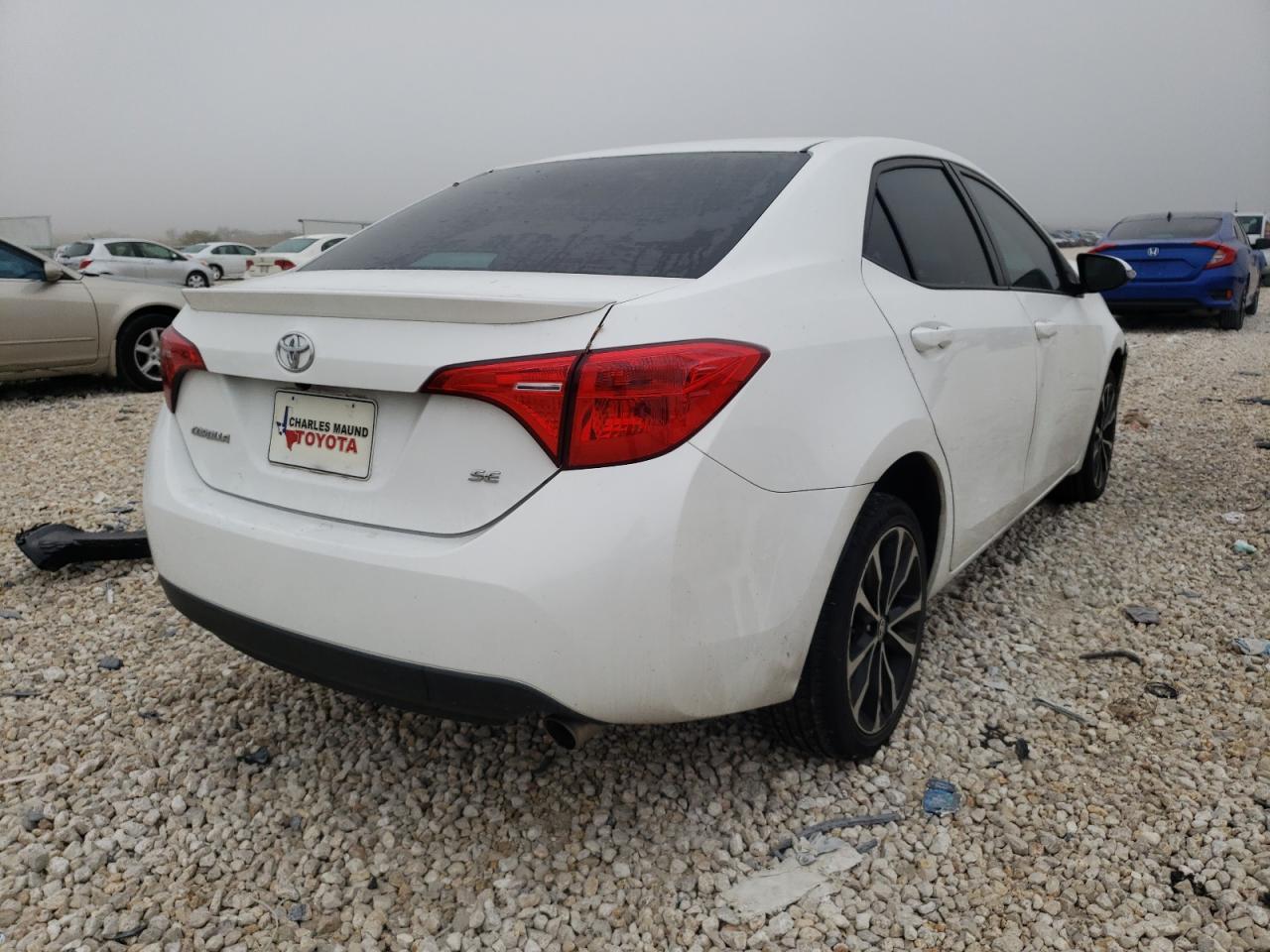 Photo 4 from auction – 2017 TOYOTA COROLLA L with VIN 5YFBURHE7HP654710