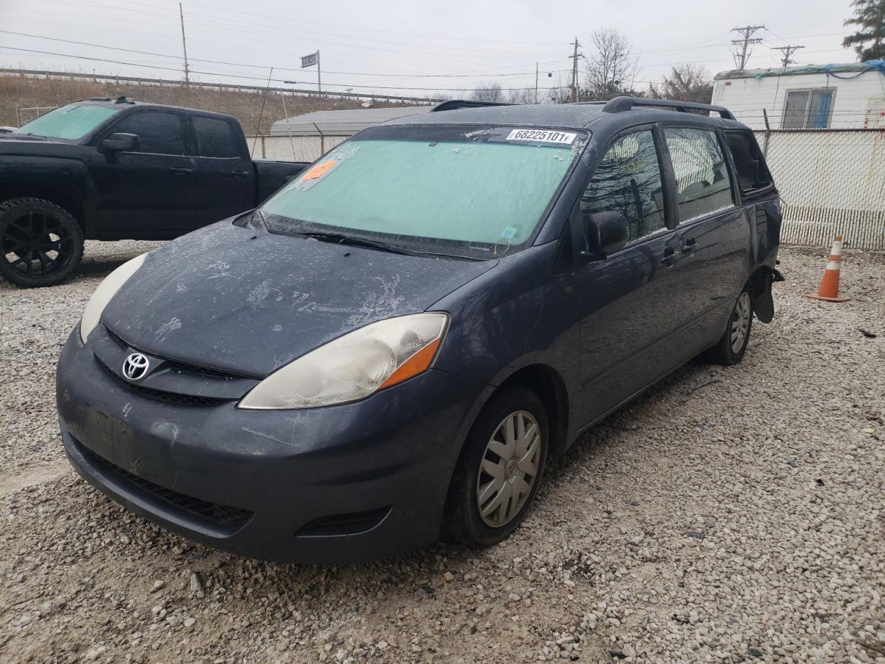 Photo 2 from auction – 2008 TOYOTA SIENNA CE with VIN 5TDZK23C28S140742