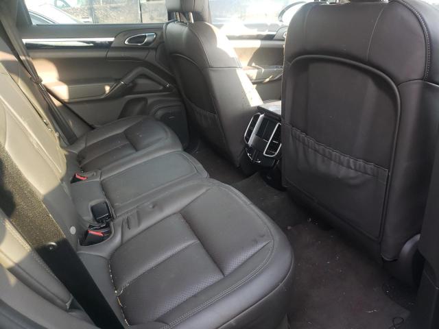 Photo 6 from auction – 2018 PORSCHE CAYENNE SE with VIN WP1AE2A21JLA72809