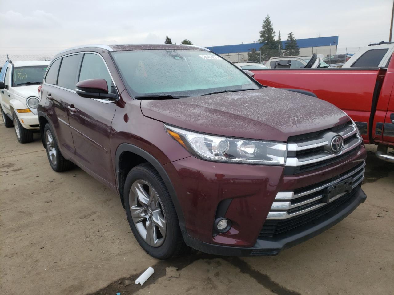 TOYOTA HIGHLANDER 2019 with VIN 5TDDZRFH6KS717463 - Photo from auction