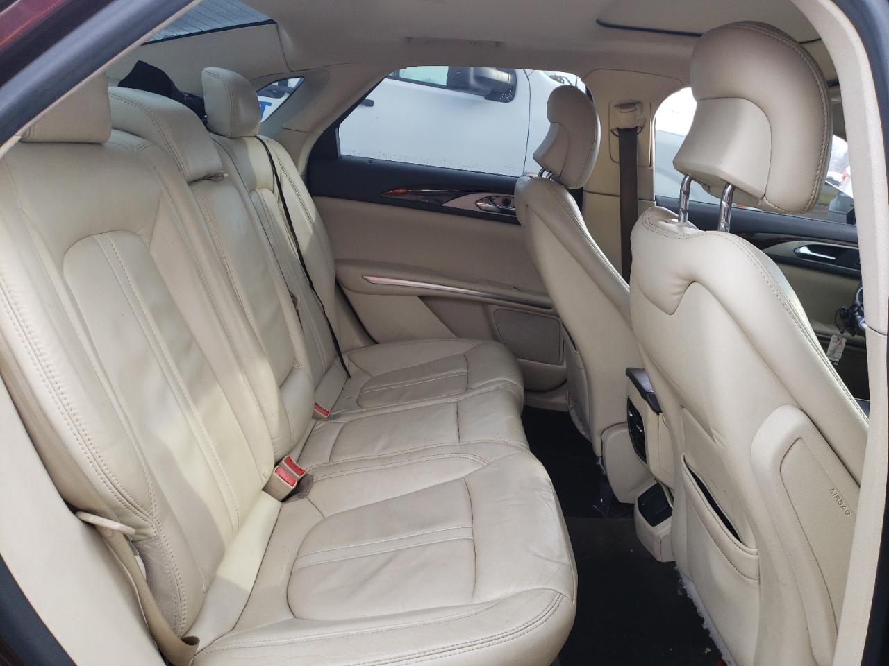 Photo 6 from auction – 2013 LINCOLN MKZ with VIN 3LN6L2G90DR814118