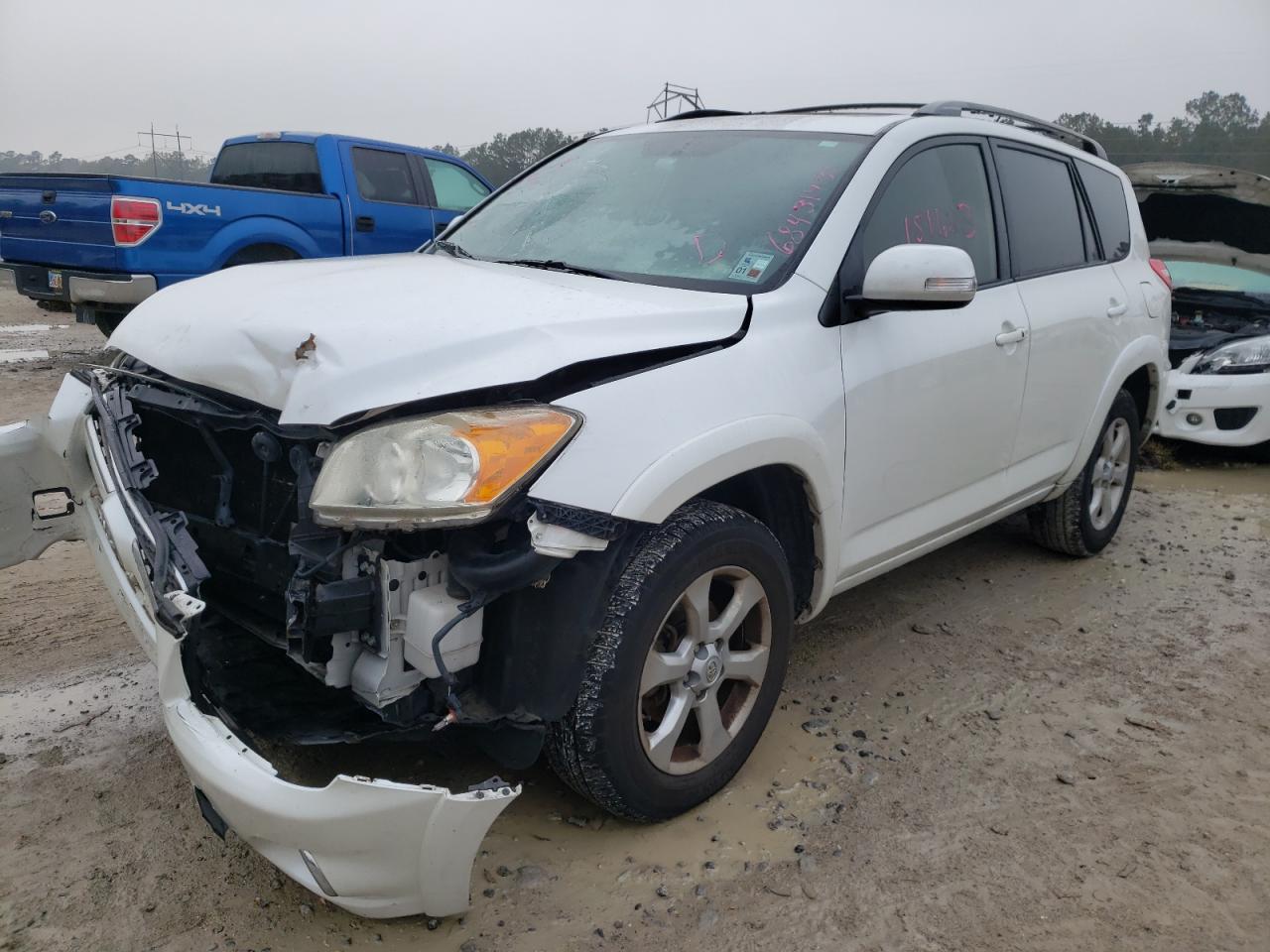 Photo 2 from auction – 2010 TOYOTA RAV4 LIMIT with VIN JTMYK4DV7A5026321