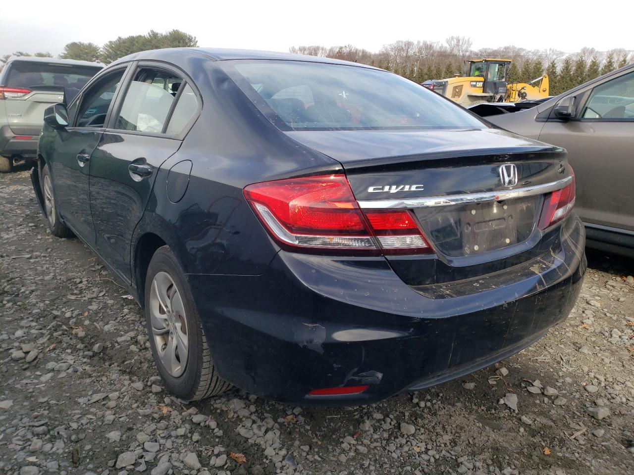 Photo 3 from auction – 2013 HONDA CIVIC LX with VIN 19XFB2E52DE057253