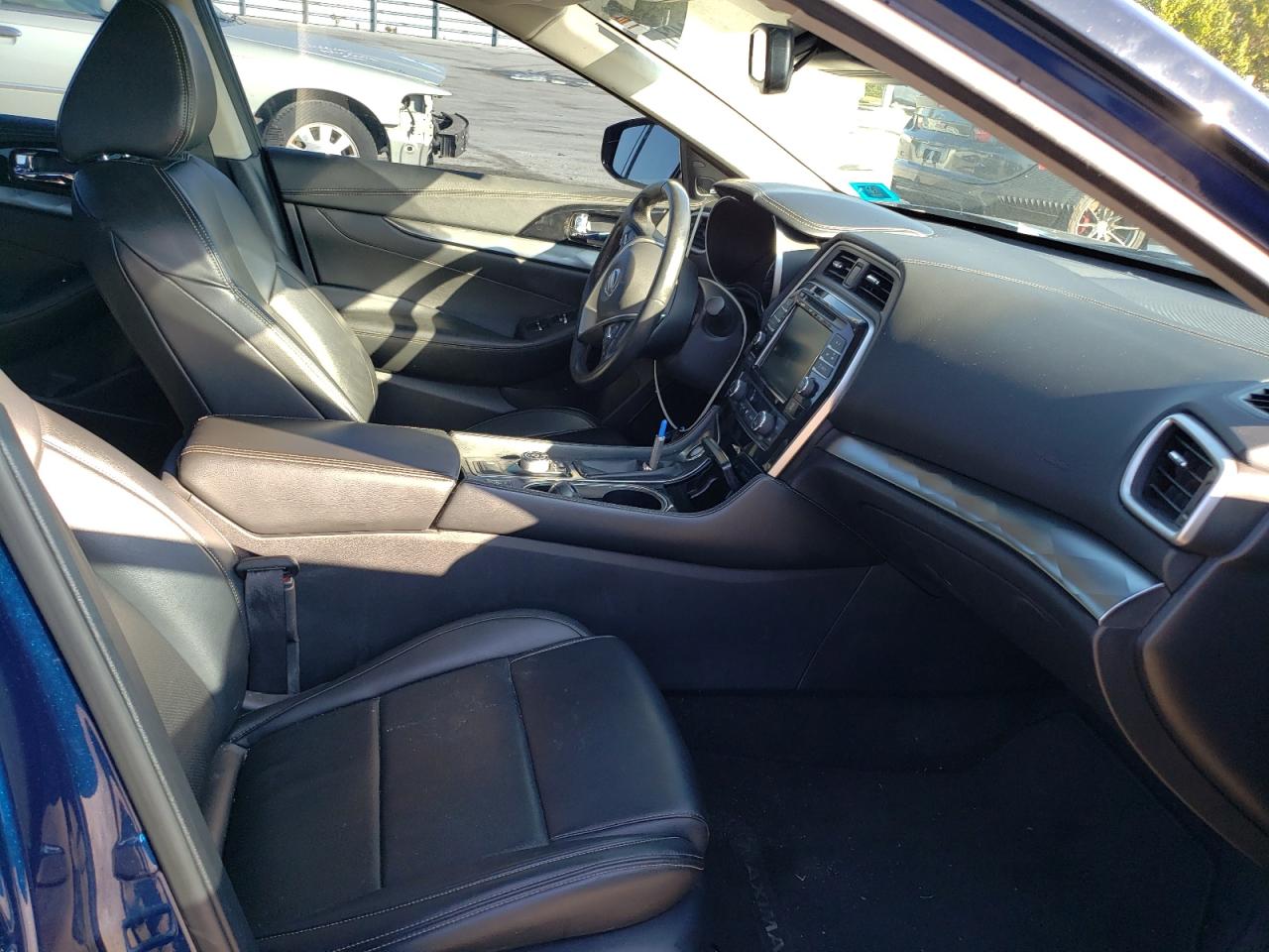 Photo 5 from auction – 2020 NISSAN MAXIMA SL with VIN 1N4AA6DV1LC378234