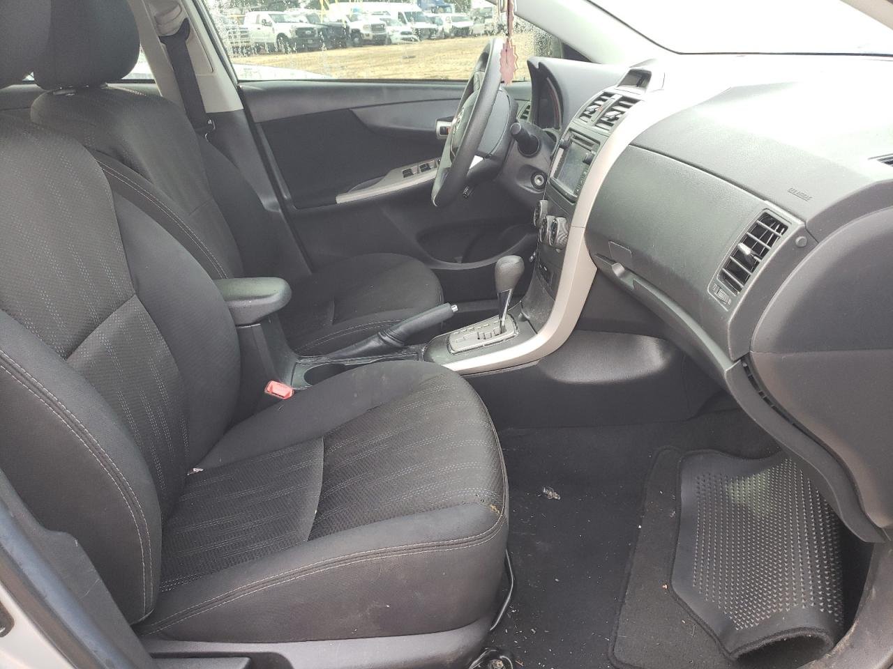 Photo 5 from auction – 2013 TOYOTA COROLLA BA with VIN 5YFBU4EE1DP209252
