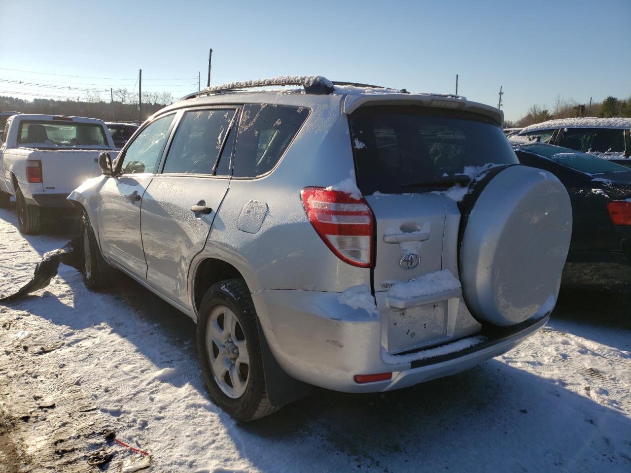 Photo 3 from auction – 2010 TOYOTA RAV4 with VIN JTMJF4DV2A5025454