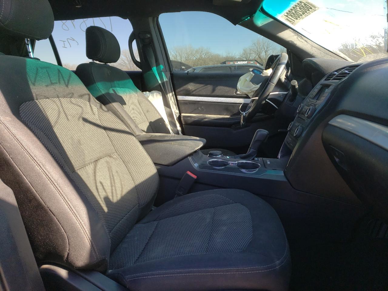 Photo 5 from auction – 2016 FORD EXPLORER X with VIN 1FM5K8DH3GGD13782