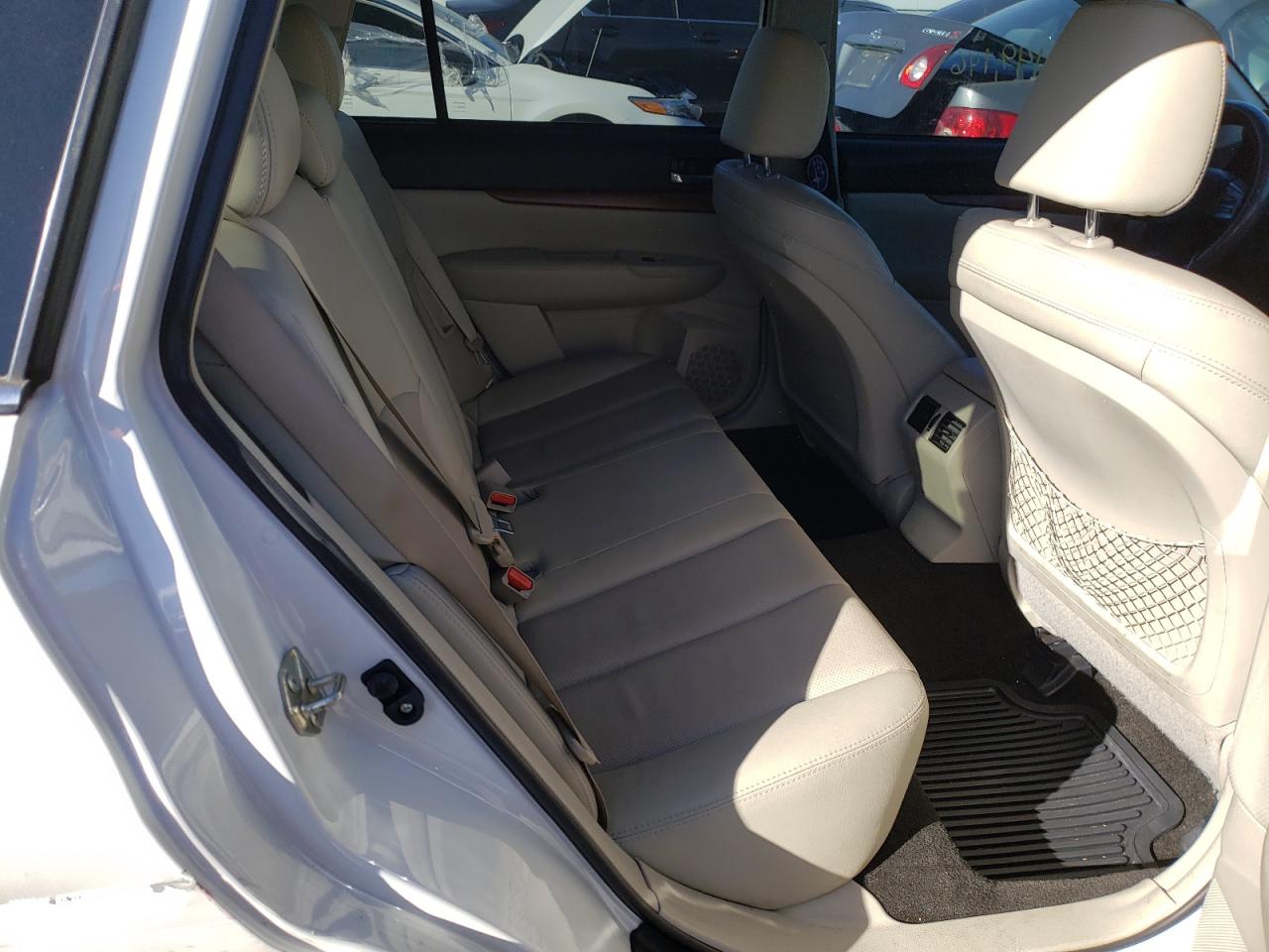 Photo 6 from auction – 2014 SUBARU OUTBACK 2. with VIN 4S4BRCKC8E3251261