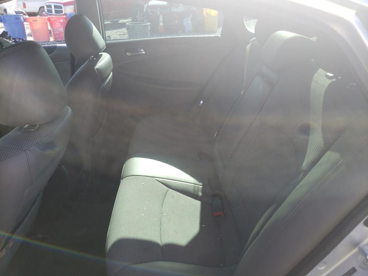 Photo 6 from auction – 2013 HYUNDAI SONATA SE with VIN 5NPEC4AB6DH793382