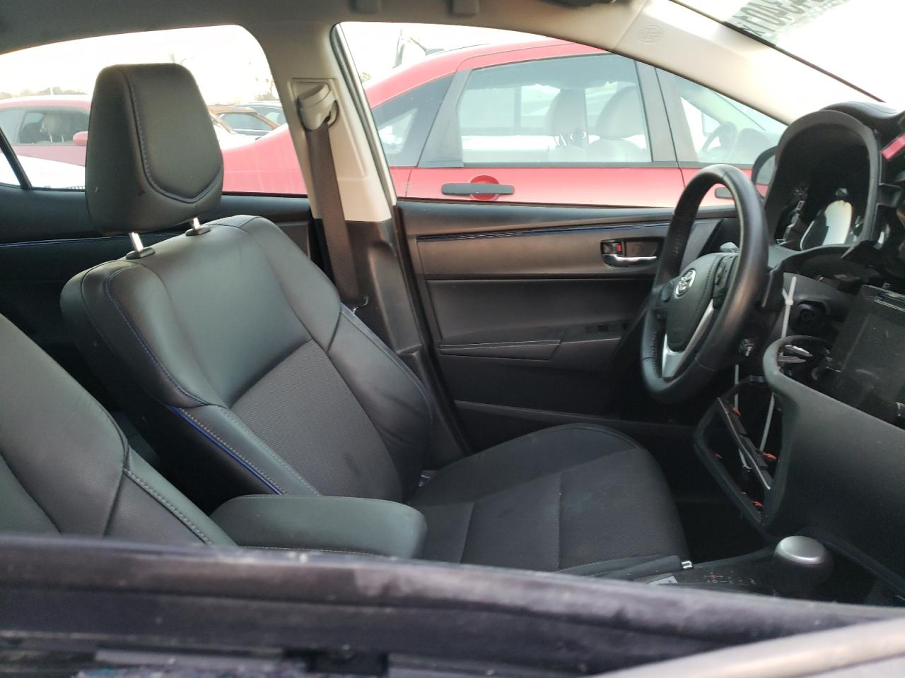 Photo 5 from auction – 2017 TOYOTA COROLLA L with VIN 2T1BURHE6HC822708