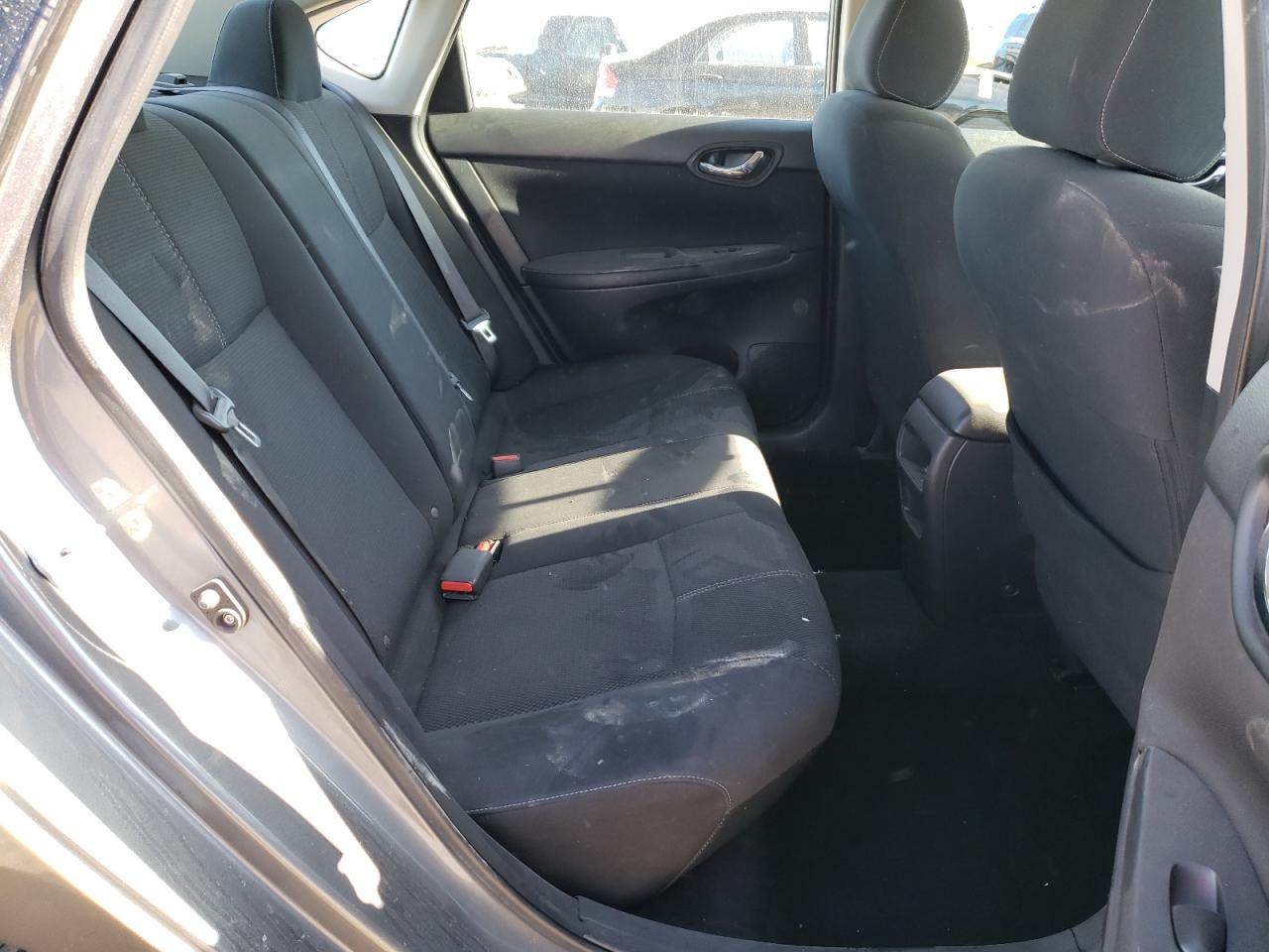 Photo 6 from auction – 2016 NISSAN SENTRA with VIN 3N1AB7AP5GY318119