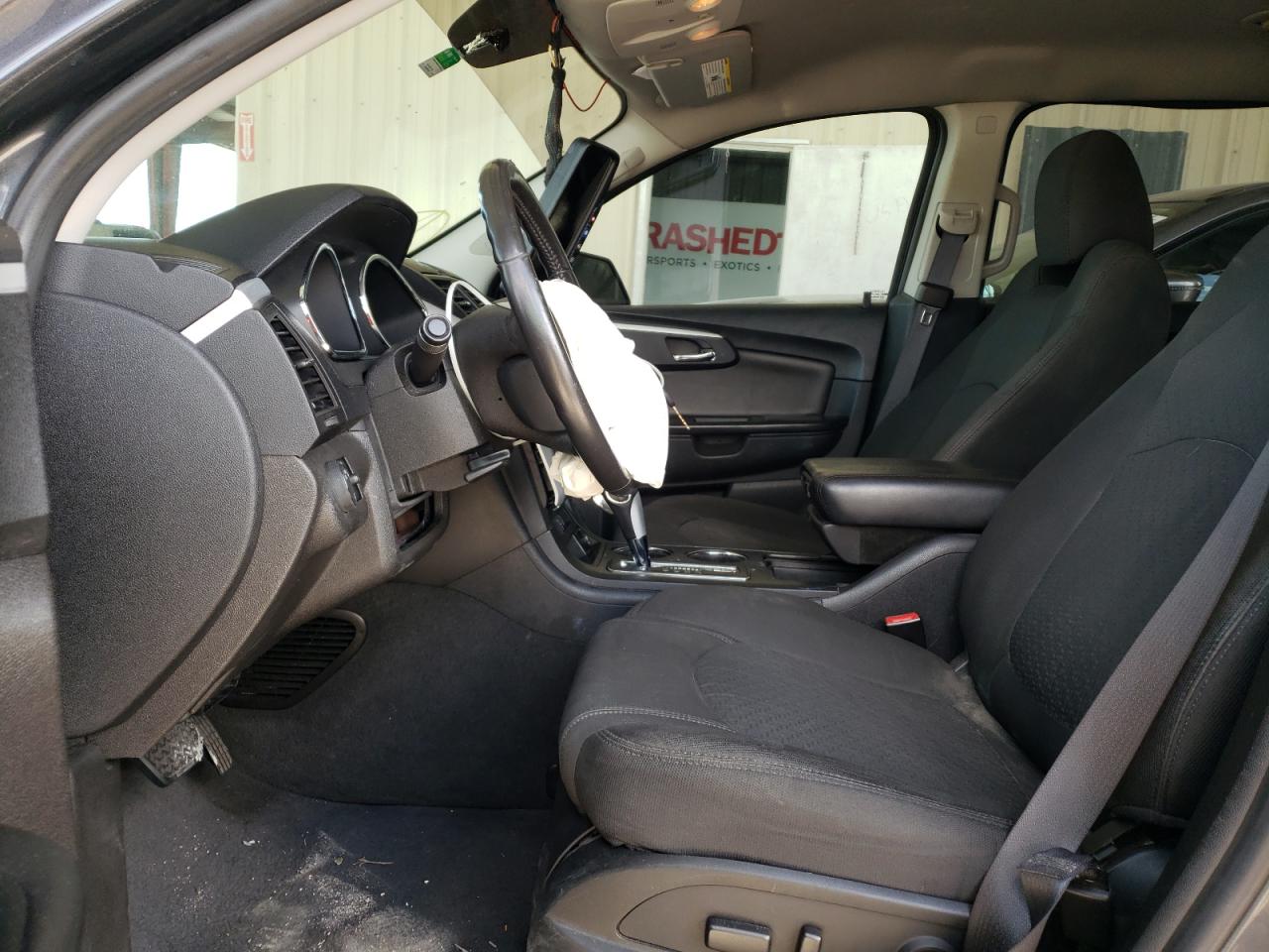 Photo 5 from auction – 2012 CHEVROLET TRAVERSE L with VIN 1GNKRGED0CJ289633