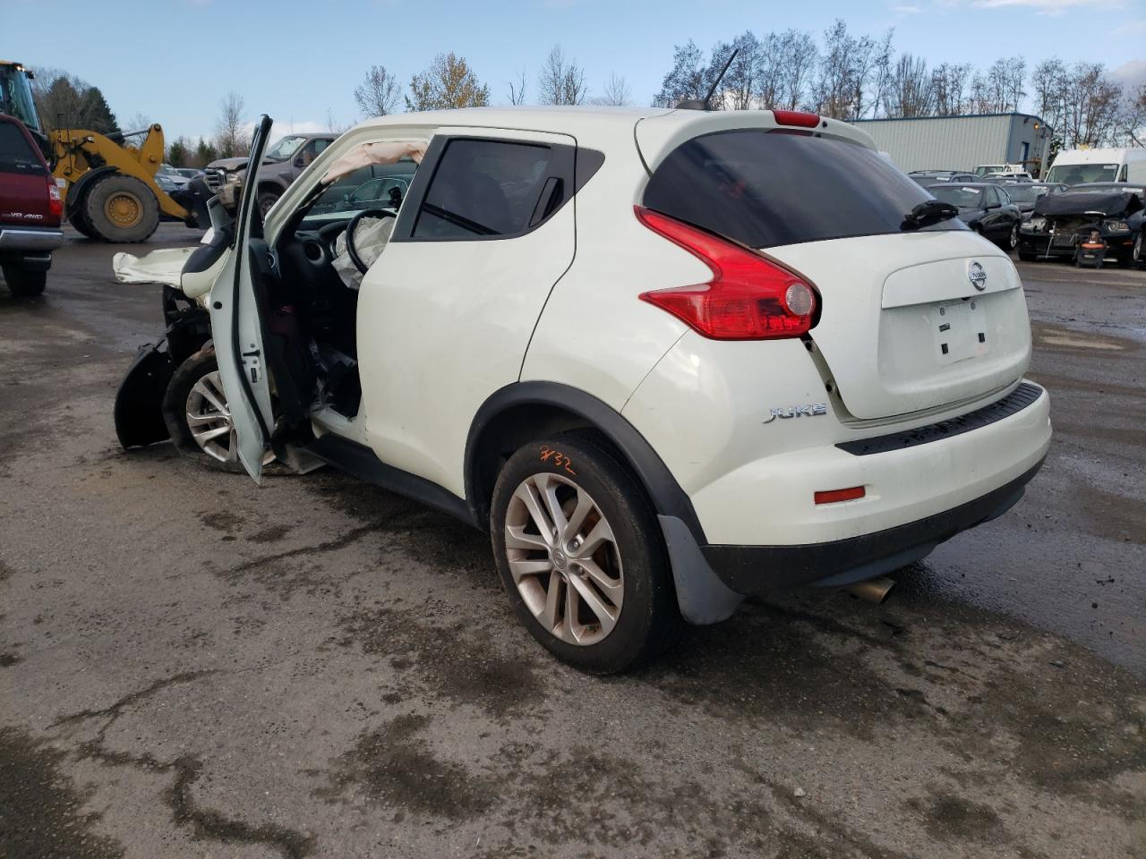 Photo 3 from auction – 2012 NISSAN JUKE S with VIN JN8AF5MV9CT108971
