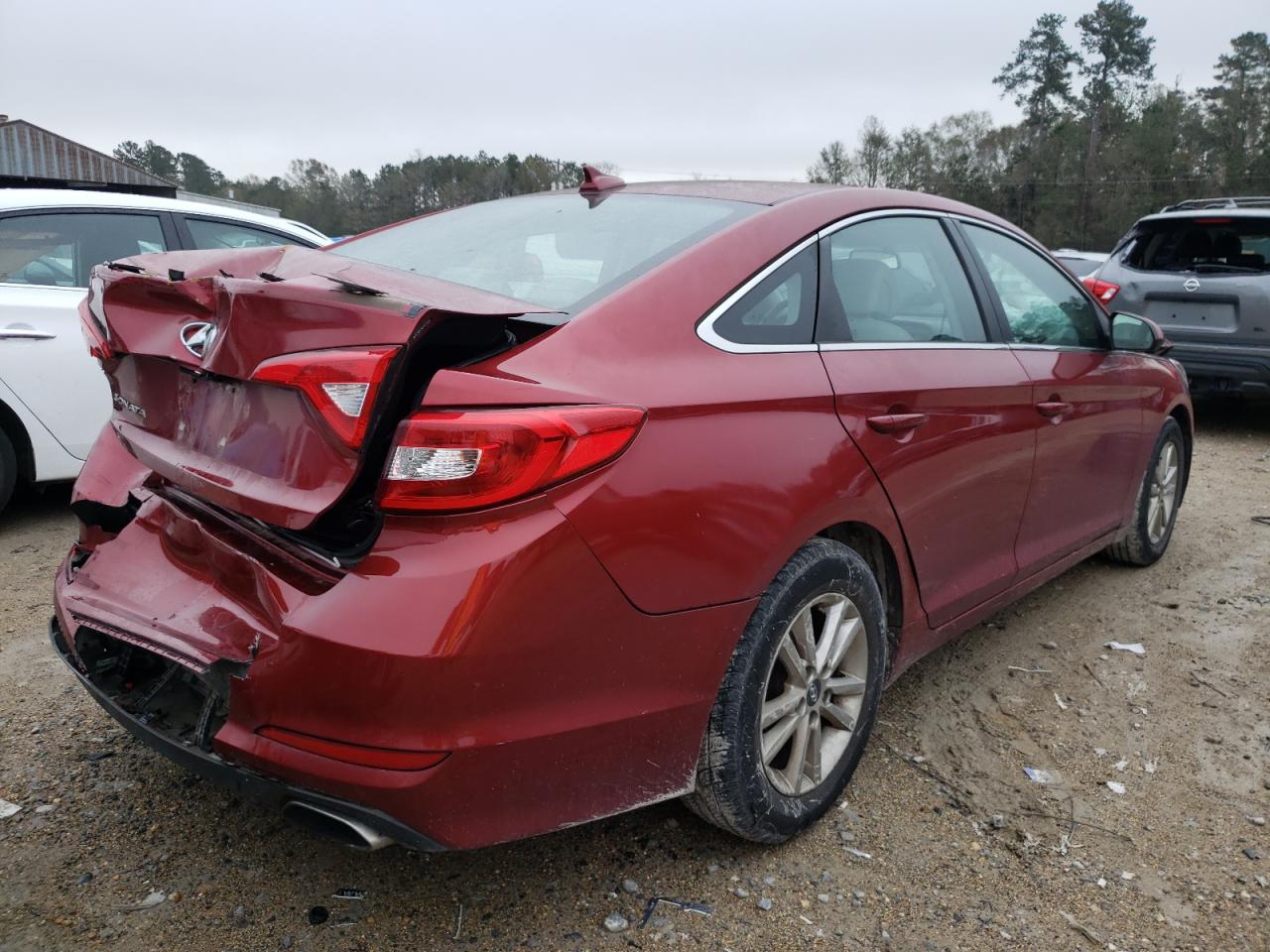 Photo 4 from auction – 2016 HYUNDAI SONATA SE with VIN 5NPE24AF3GH328309