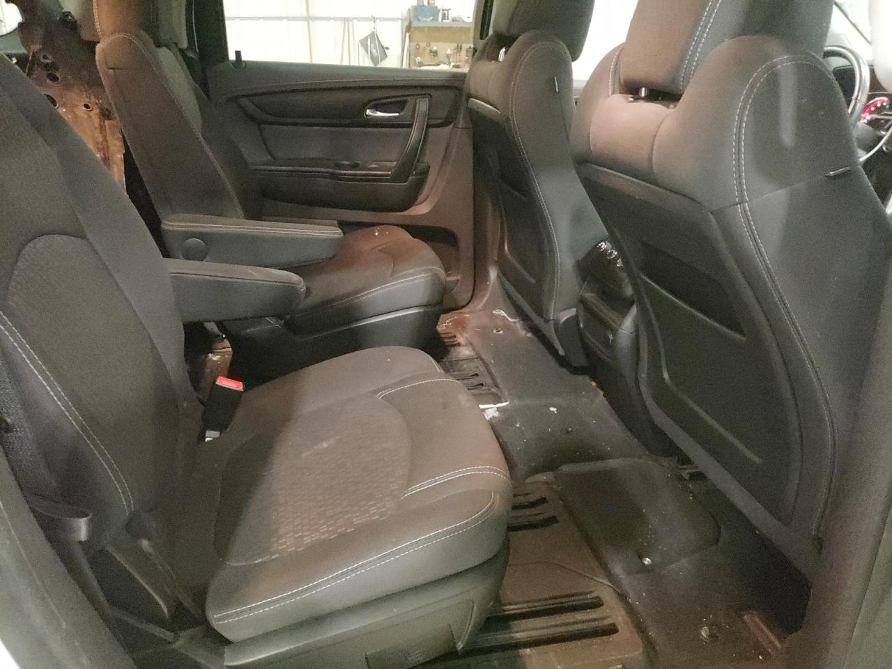 Photo 6 from auction – 2013 GMC ACADIA SLE with VIN 1GKKVPKD1DJ179995