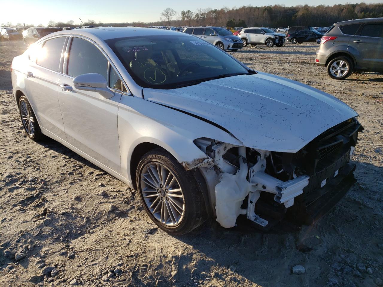 FORD FUSION SE 2014 with VIN 3FA6P0HD6ER198321 - Photo from auction