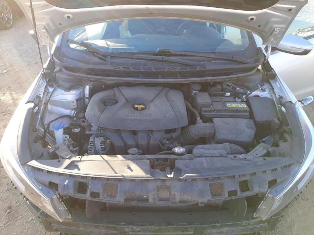 Photo 7 from auction – 2017 KIA FORTE LX with VIN KNAFK5A8XH5674383