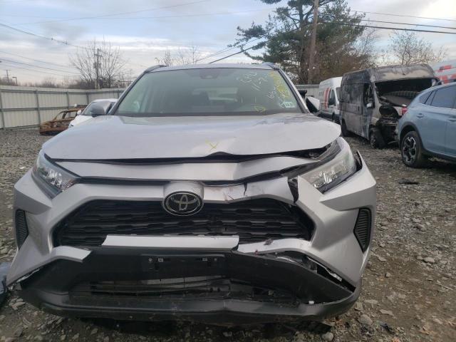 Photo 9 from auction – 2021 TOYOTA RAV4 LE with VIN 2T3G1RFV2MC166400