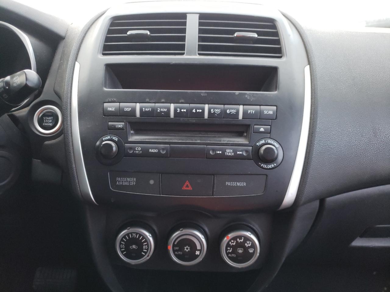 Photo 9 from auction – 2011 MITSUBISHI OUTLANDER with VIN JA4AP4AU7BZ002376