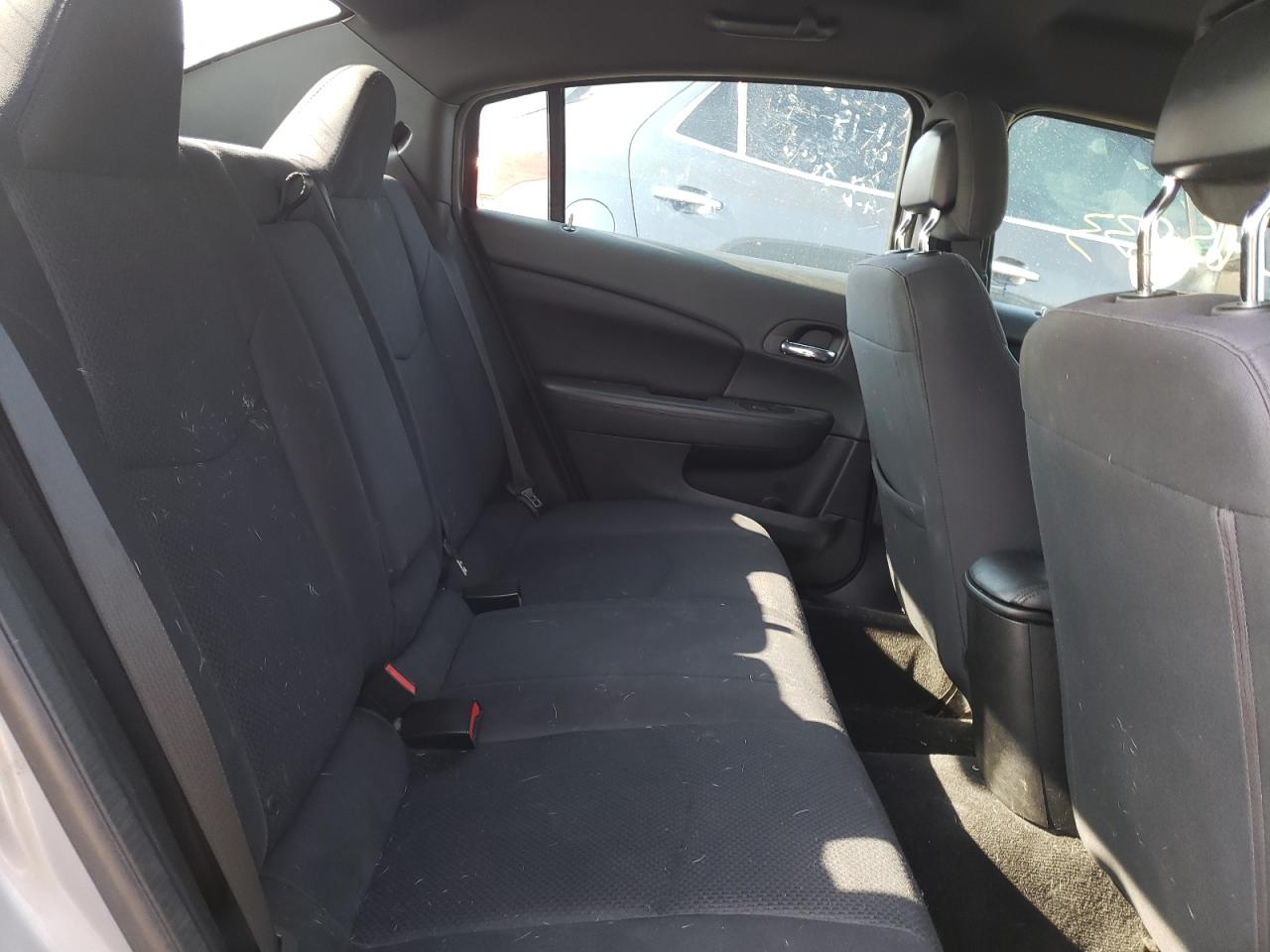 Photo 6 from auction – 2014 CHRYSLER 200 LX with VIN 1C3CCBAB1EN209925