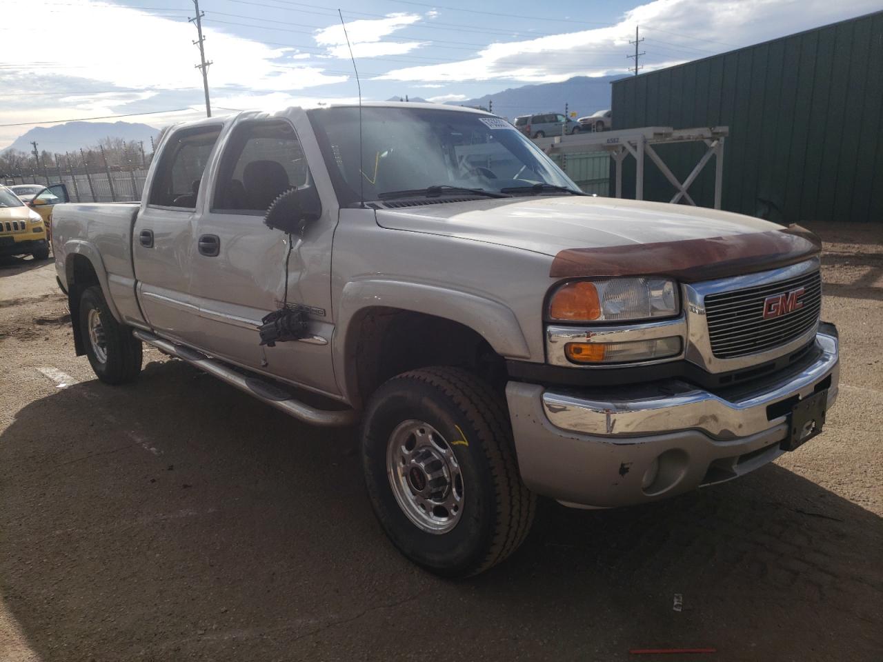 GMC SIERRA K25 2005 with VIN 1GTHK23U75F931817 - Photo from auction