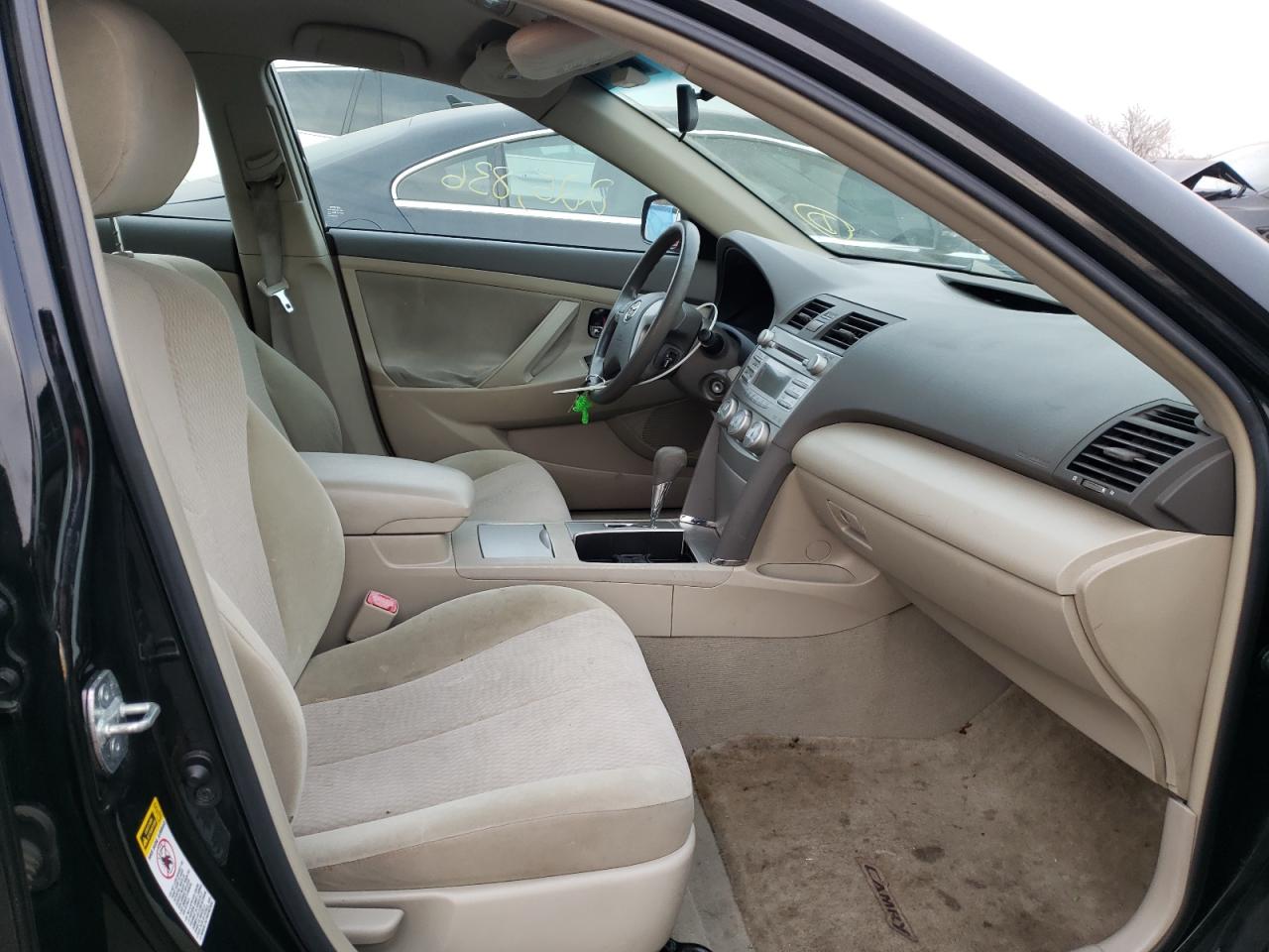 Photo 5 from auction – 2010 TOYOTA CAMRY BASE with VIN 4T4BF3EK7AR011107