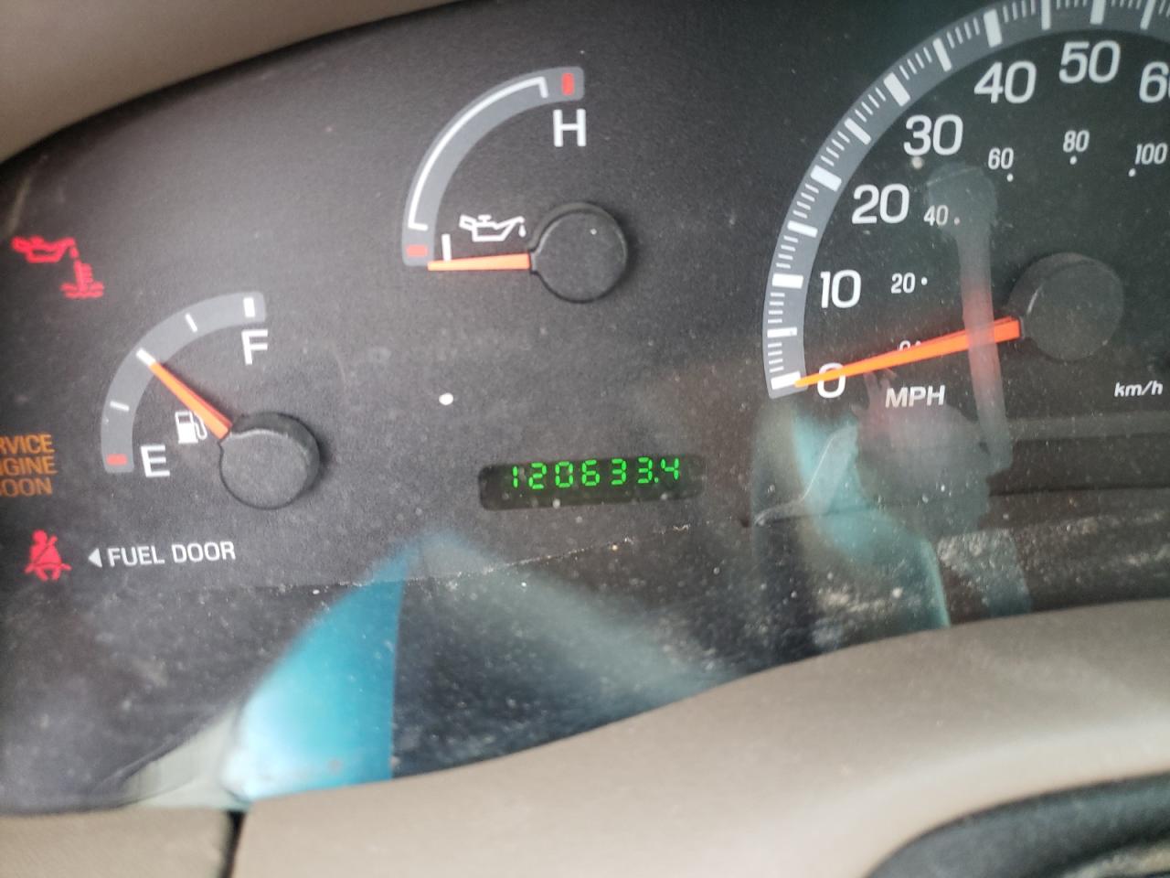 Photo 8 from auction – 2002 FORD F150 with VIN 1FTRX17212NA61699