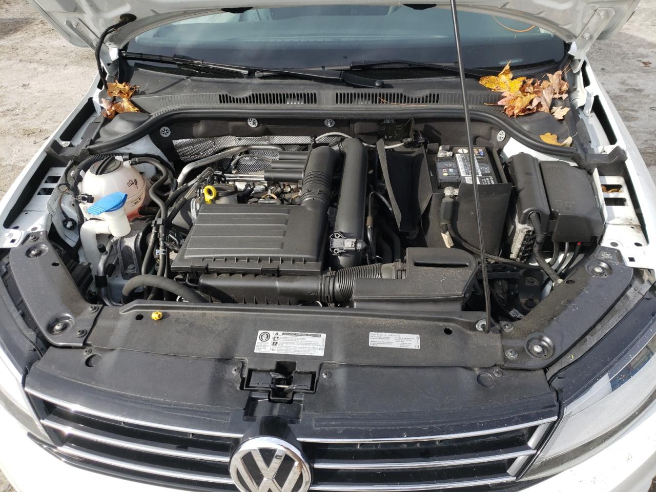 Photo 7 from auction – 2017 VOLKSWAGEN JETTA S with VIN 3VW2B7AJ8HM380472