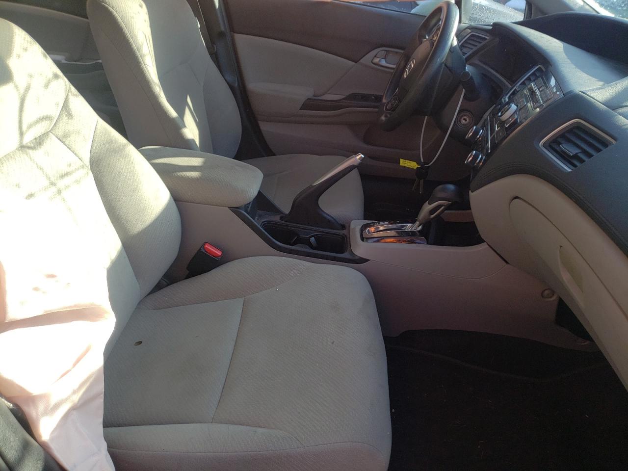 Photo 5 from auction – 2013 HONDA CIVIC LX with VIN 19XFB2F52DE246015