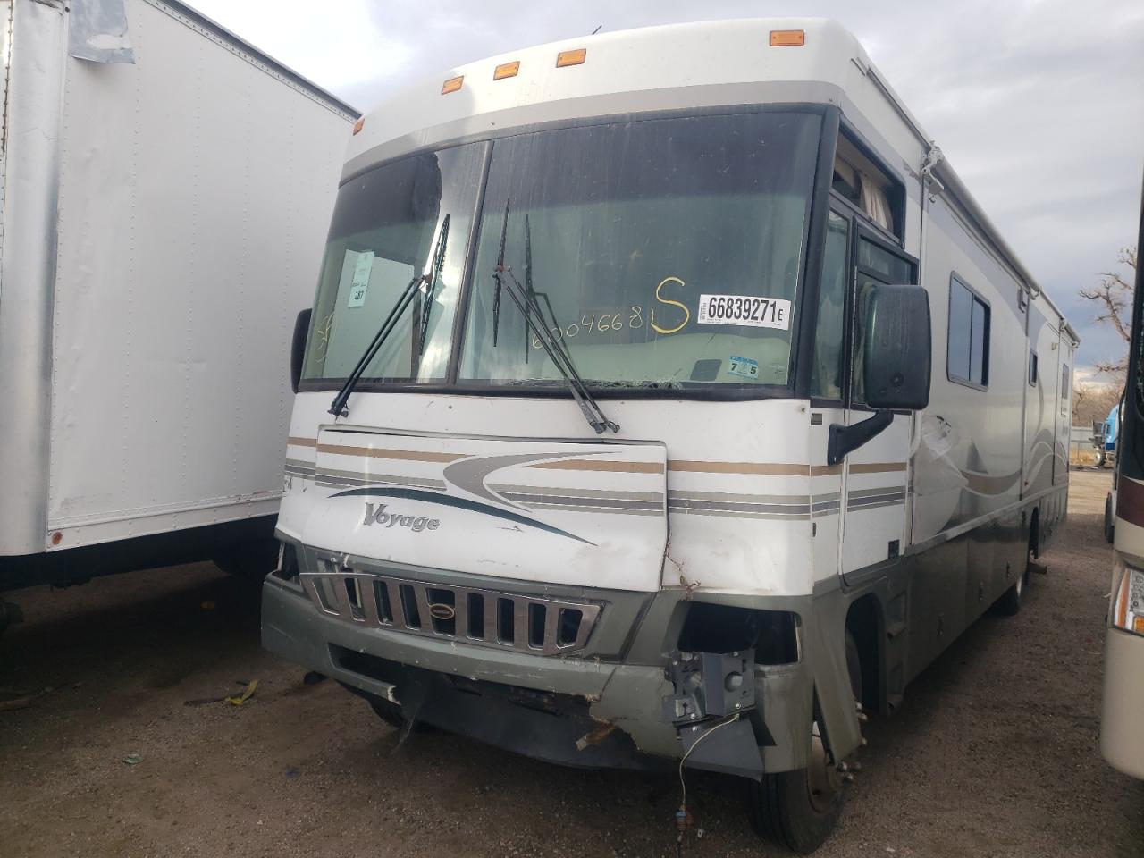 Photo 2 from auction – 2005 WORKHORSE CUSTOM CHASSIS MOTORHOME with VIN 5B4MPA7G953398830